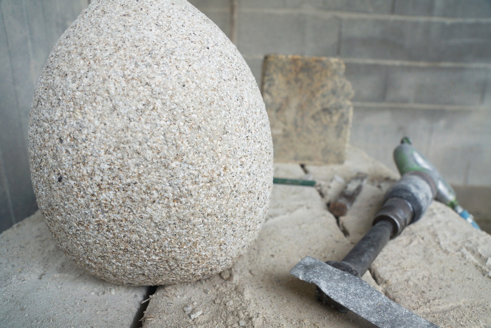Cornouaille Granit || Taille de pierres pour le bâtiment, la sculpture et l'aménagement extérieur || Proche de Quimper dans le Sud-Finistère (29)