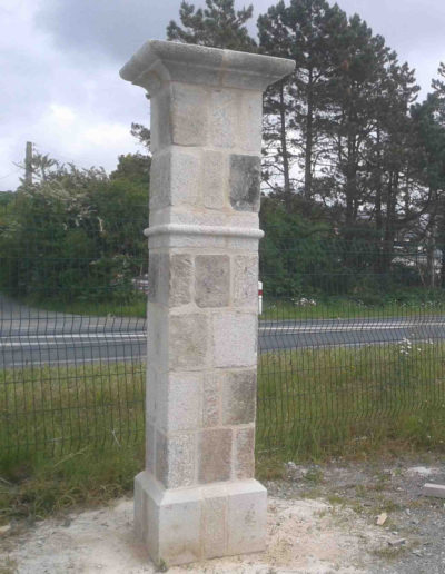 pilier en pierre de taille, artisan, Quimper